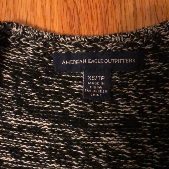 Sleeveless sweater - Picture 2 of 2